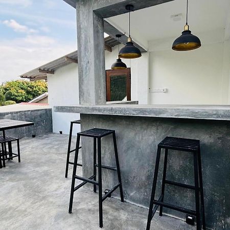 Urban Palm Villa Anuradhapura Ngoại thất bức ảnh