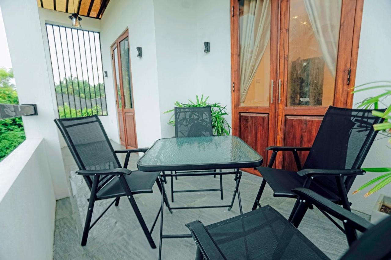 Urban Palm Villa Anuradhapura Ngoại thất bức ảnh