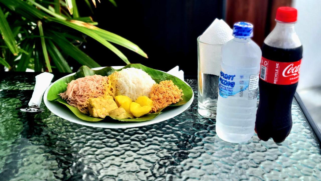 Urban Palm Villa Anuradhapura Ngoại thất bức ảnh